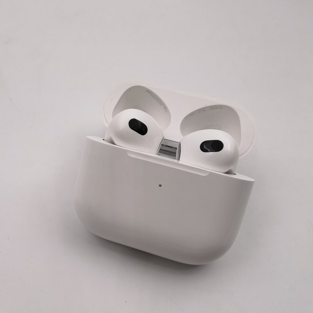 Original Apple Airpods Pro2  USB-C Wireless Bluetooth Earbuds Active Noise